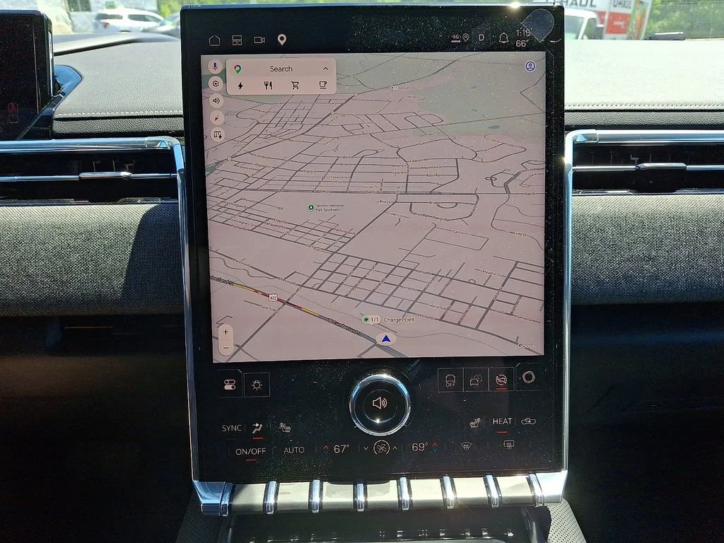 New 2026 Onyx Black GMC Elevation Extended Range image 8