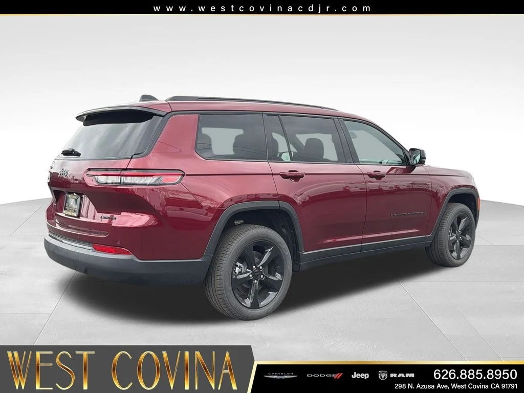 New 2025 Velvet Red Pearl-Coat Exterior Paint Jeep Limited image 5