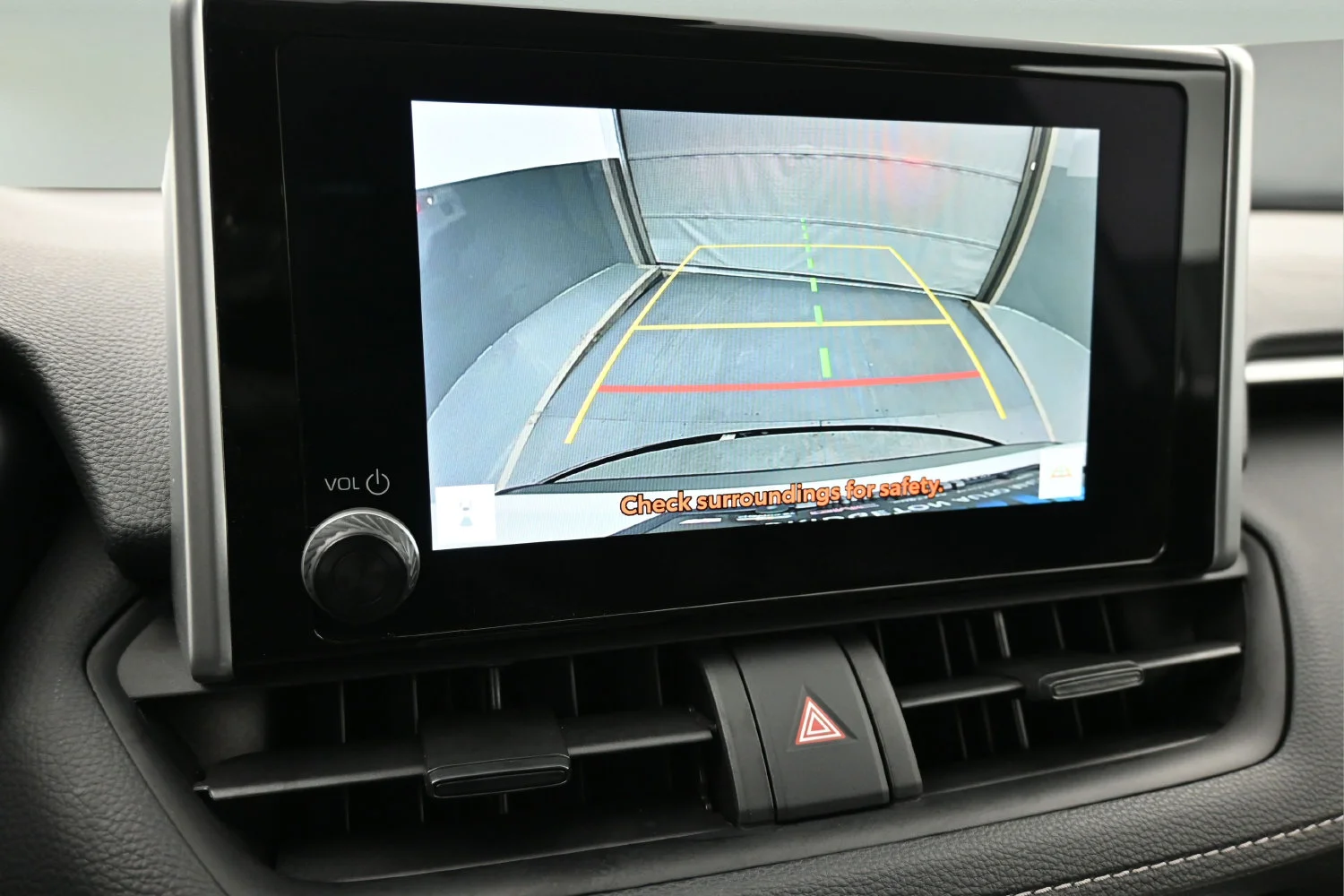 Used 2025 White Toyota XLE image 17