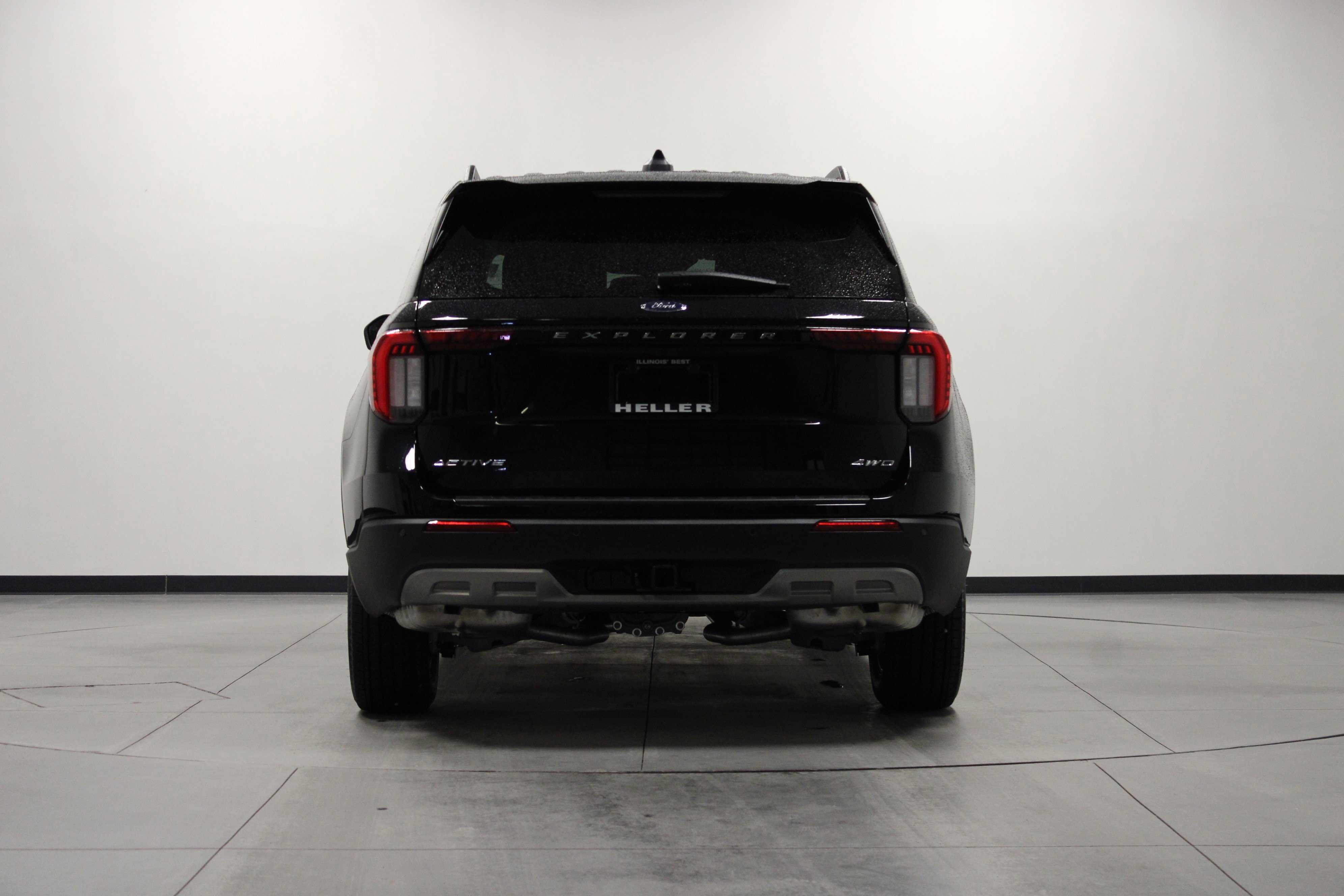 New 2026 Agate Black Metallic Ford Active image 5
