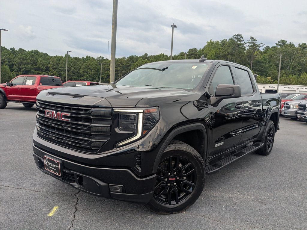 Used 2024 Onyx Black GMC Elevation image 1
