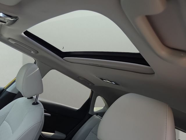 Used 2021 Yellow Kia SX image 8