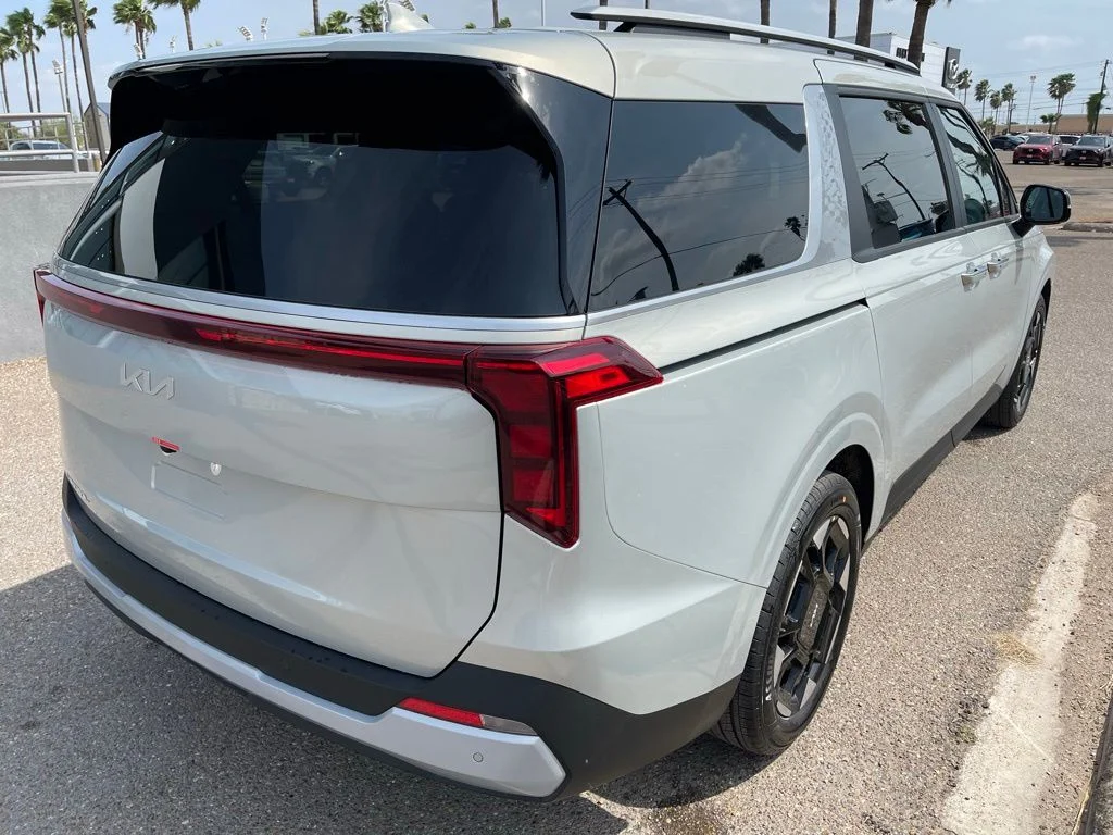 New 2026 White Kia EX image 9