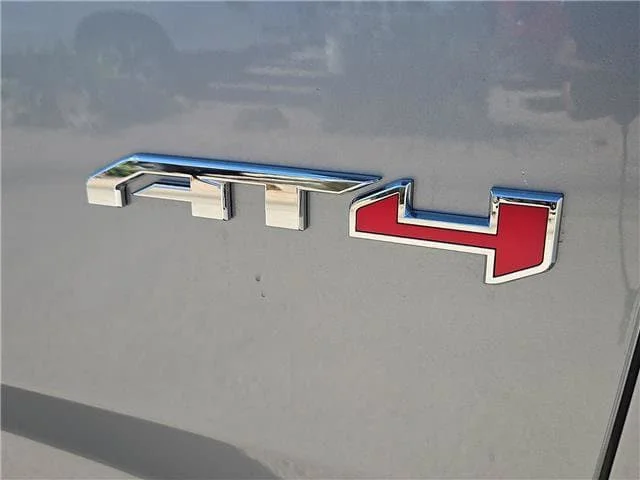 New 2027 Sterling Metallic GMC AT4 image 8