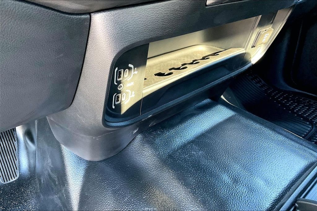 New 2024 Ram 2500 Tradesman 4D Crew Cab