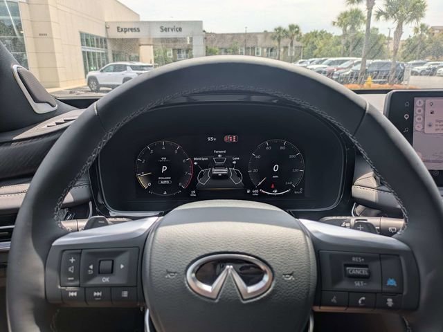 New 2027 2T RAD WHT INFINITI Autograph AWD image 31