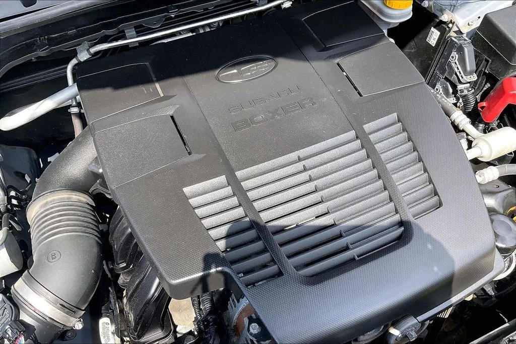 Used 2019 Silver Subaru Base image 36