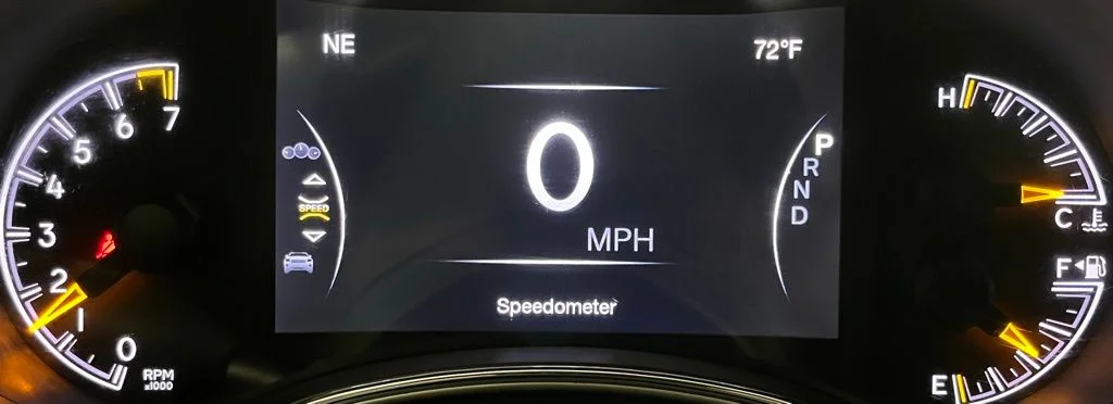 Used 2016 Gray Jeep Limited image 27