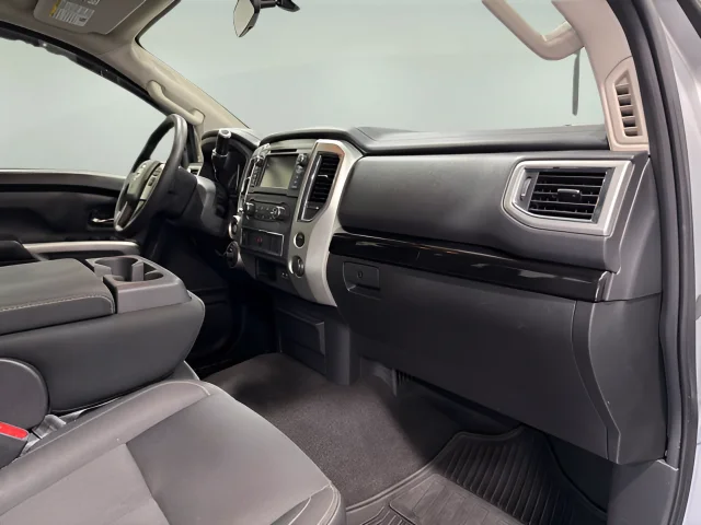 Used 2019 Silver Nissan SV image 14