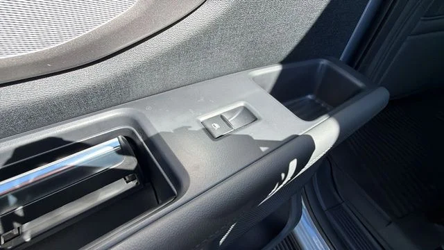 New 2027 Glacier Gray Metallic Tri-Coat Ford Active image 15