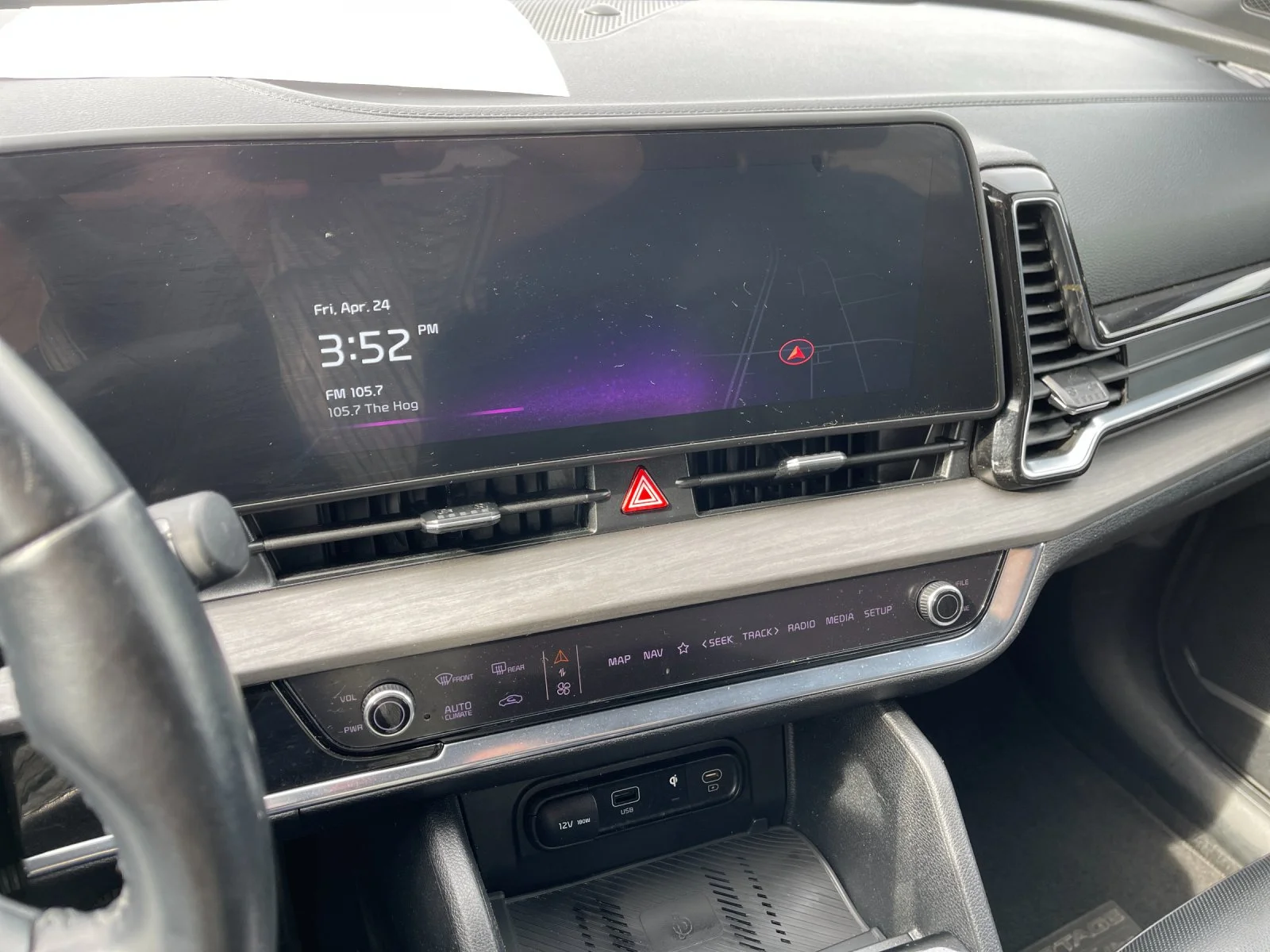 Used 2023 White Kia X-Line image 21