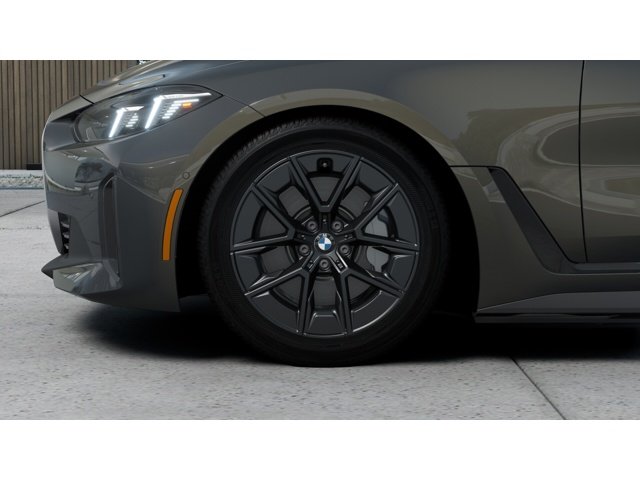 New 2026 Dravit Grey Metallic BMW eDrive40 image 7