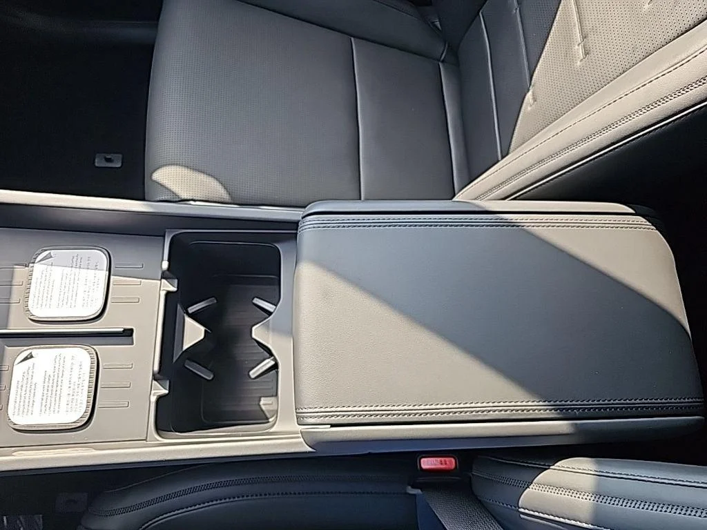 2026 Hyundai Santa Fe Calligraphy - Photo 23