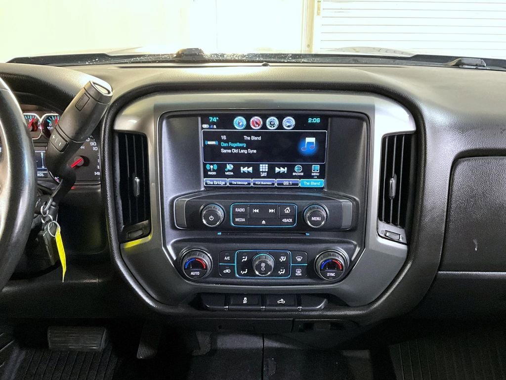 2018 Chevrolet Silverado 1500 LT - Photo 12