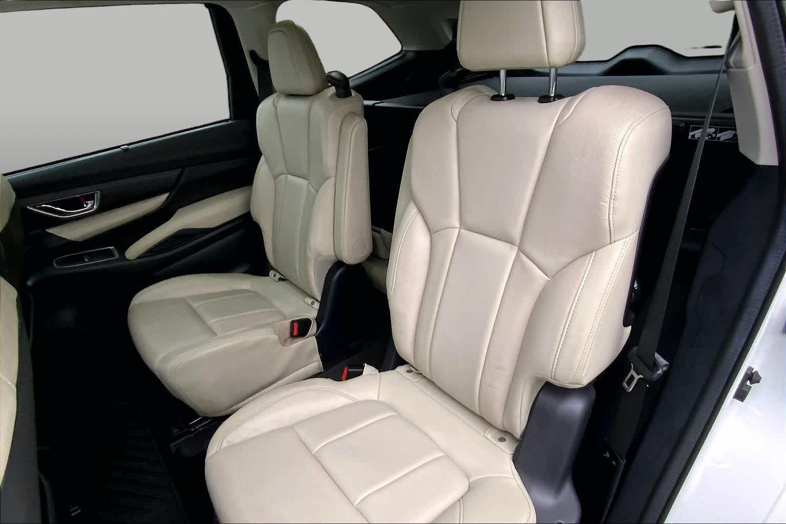 Used 2022 Crystal White Pearl Subaru Limited image 20