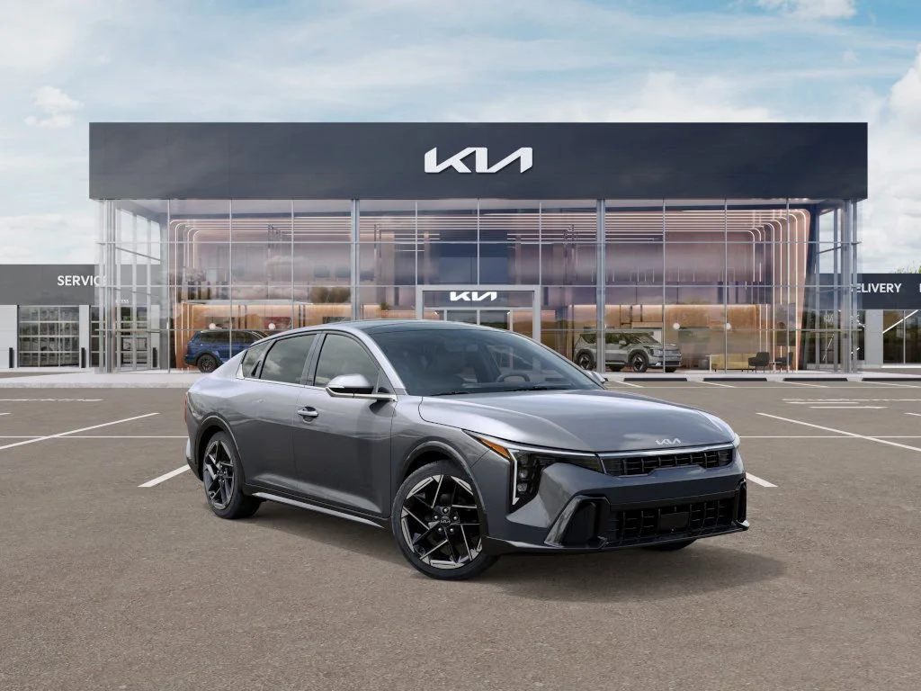 2025 Kia K4 GT-Line AT's photo