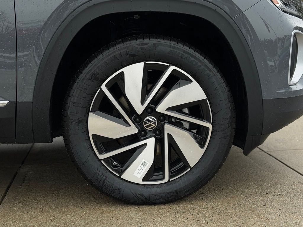 New 2026 Gray Volkswagen 2.0T SEL image 9