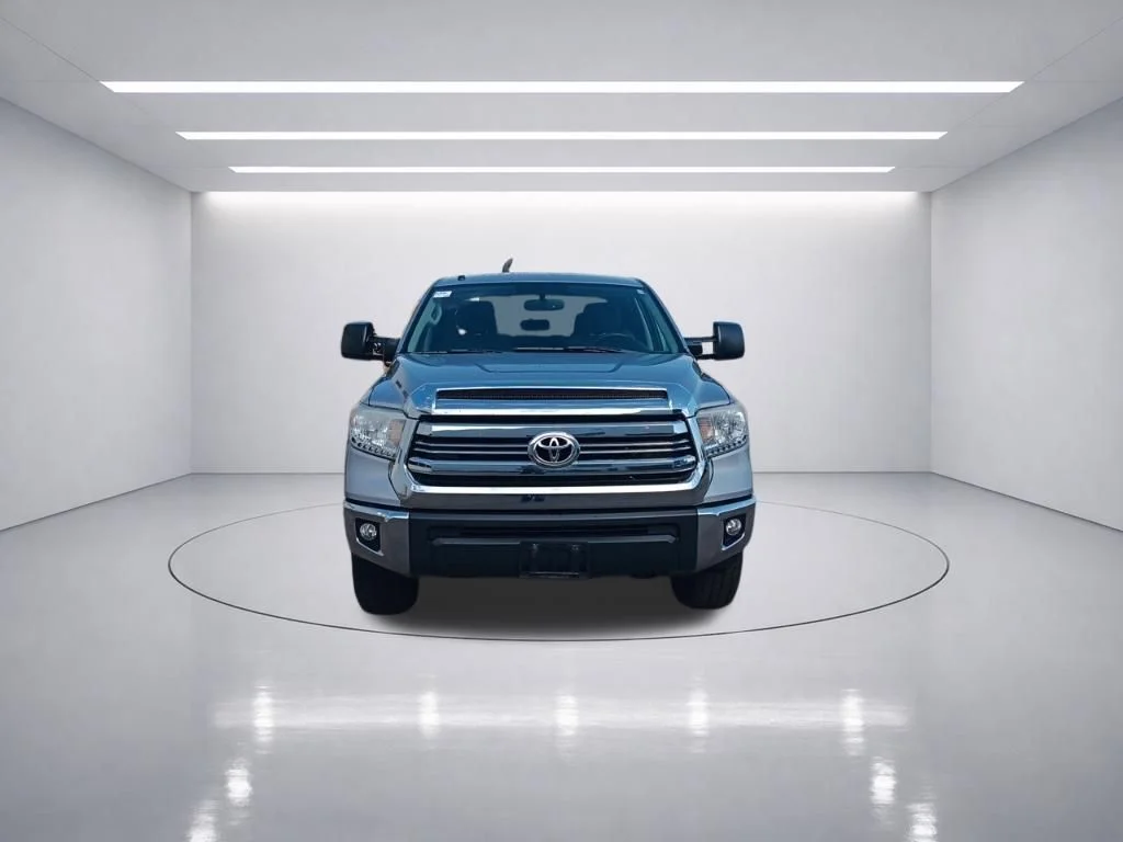 Used 2016 Silver Sky Metallic Toyota SR5 image 10