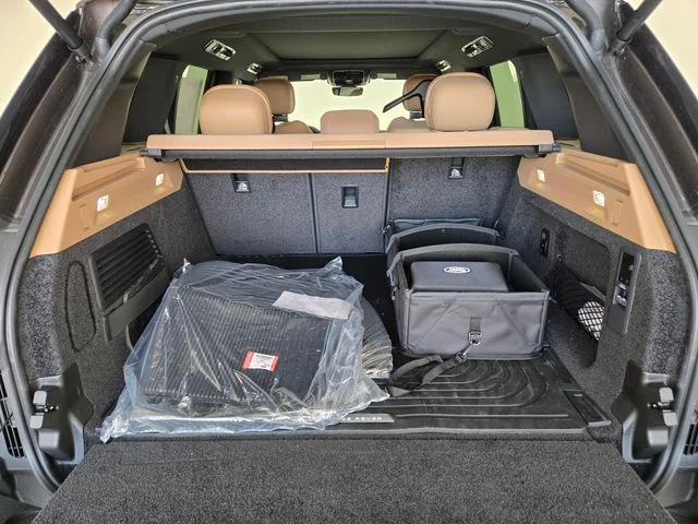 New 2026 Charente Grey Land Rover SE image 14