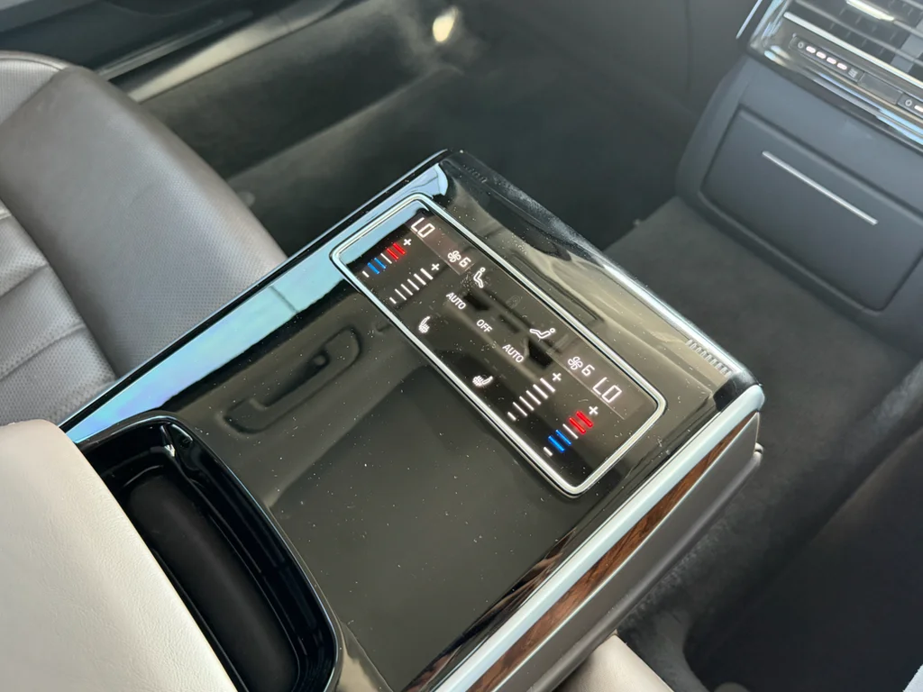 Used 2019 Glacier White Metallic Audi L 55 (Tiptronic) (No Longer Available Fo image 31