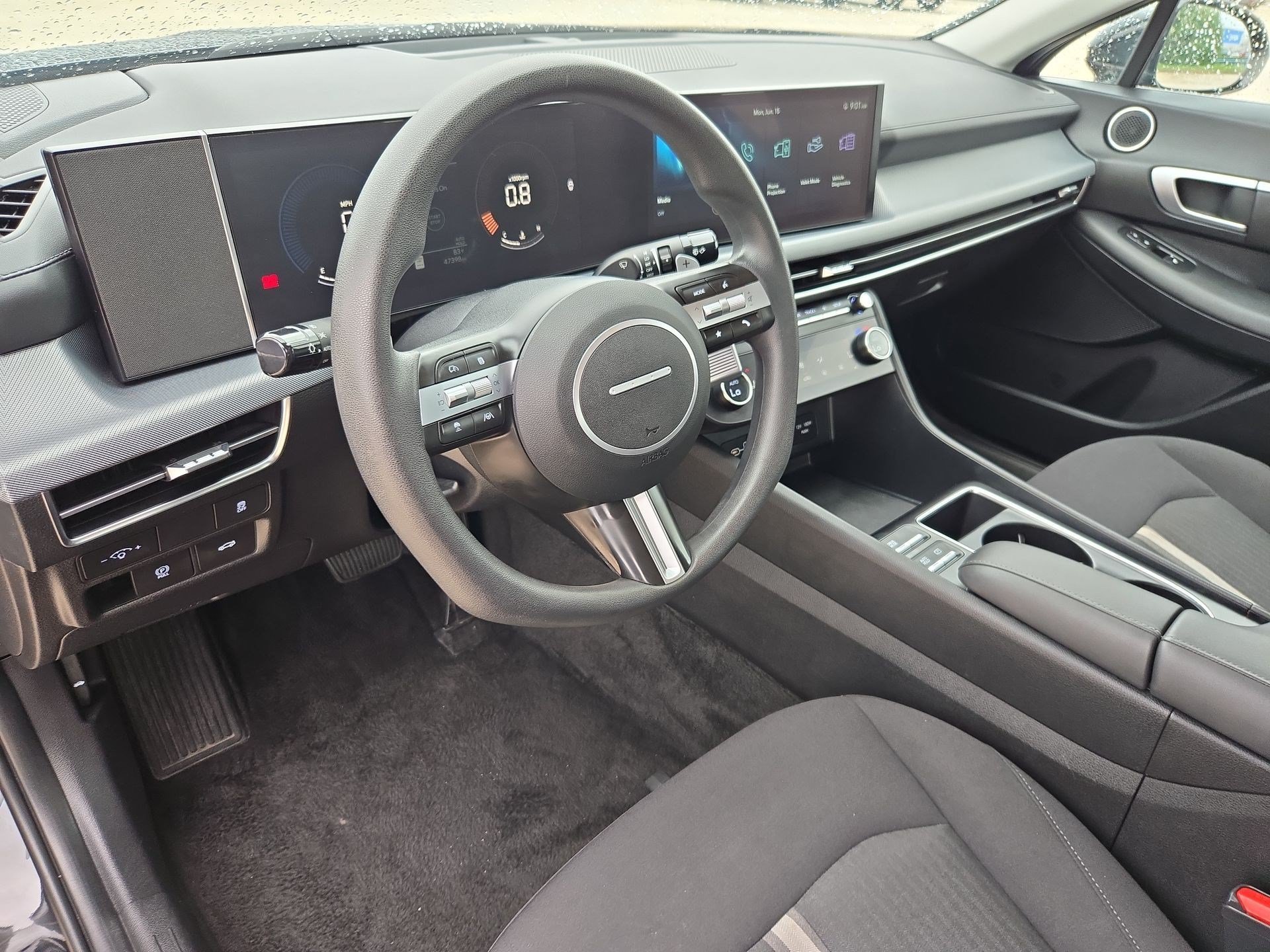 Used 2024 Onyx Black Hyundai SEL image 12