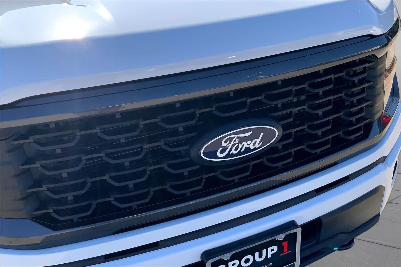 Used 2025 Oxford White Ford STX image 29