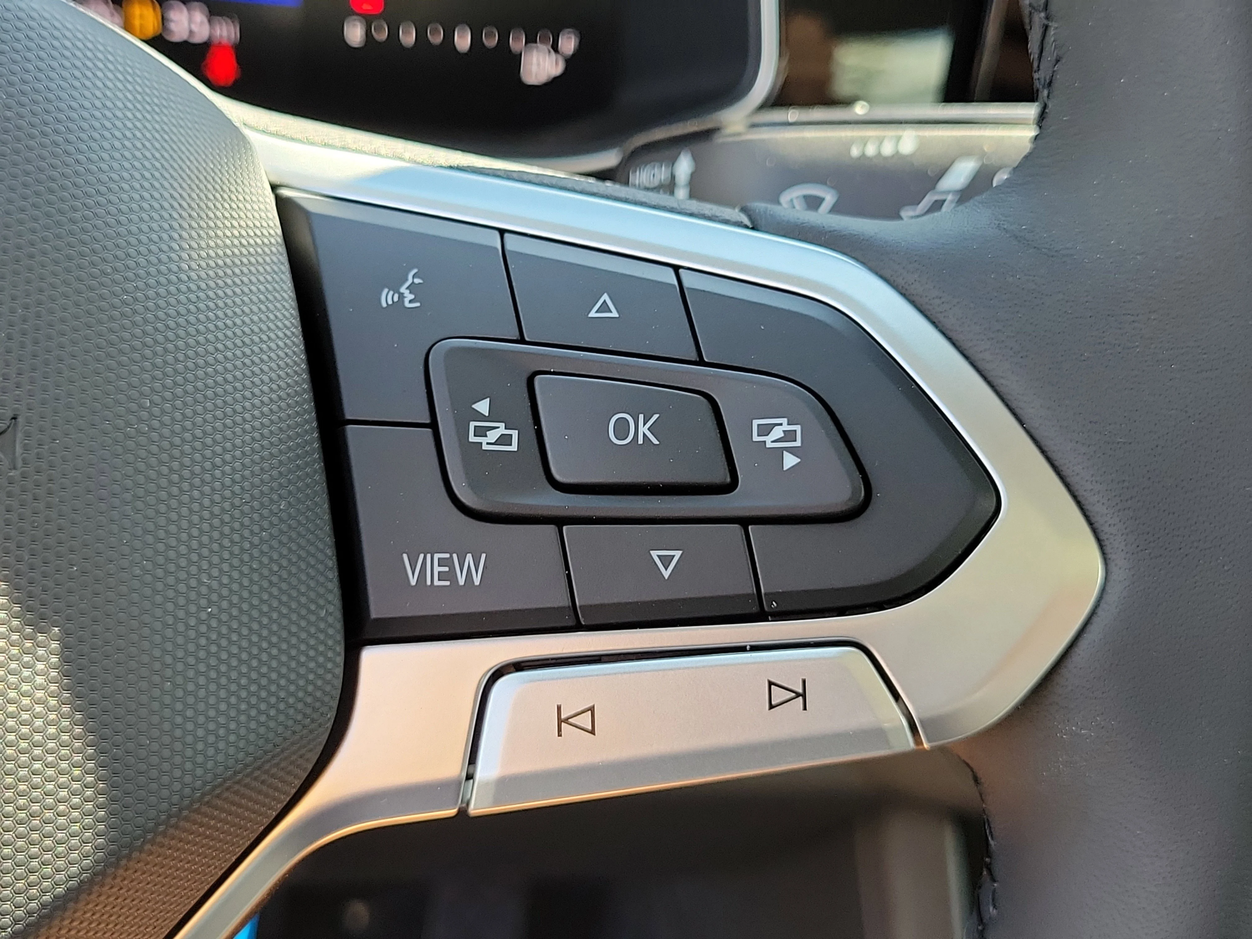 New 2026 Gray Volkswagen 1.5T SE image 24