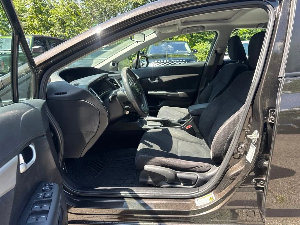 Used 2013 Gray Honda EX image 9