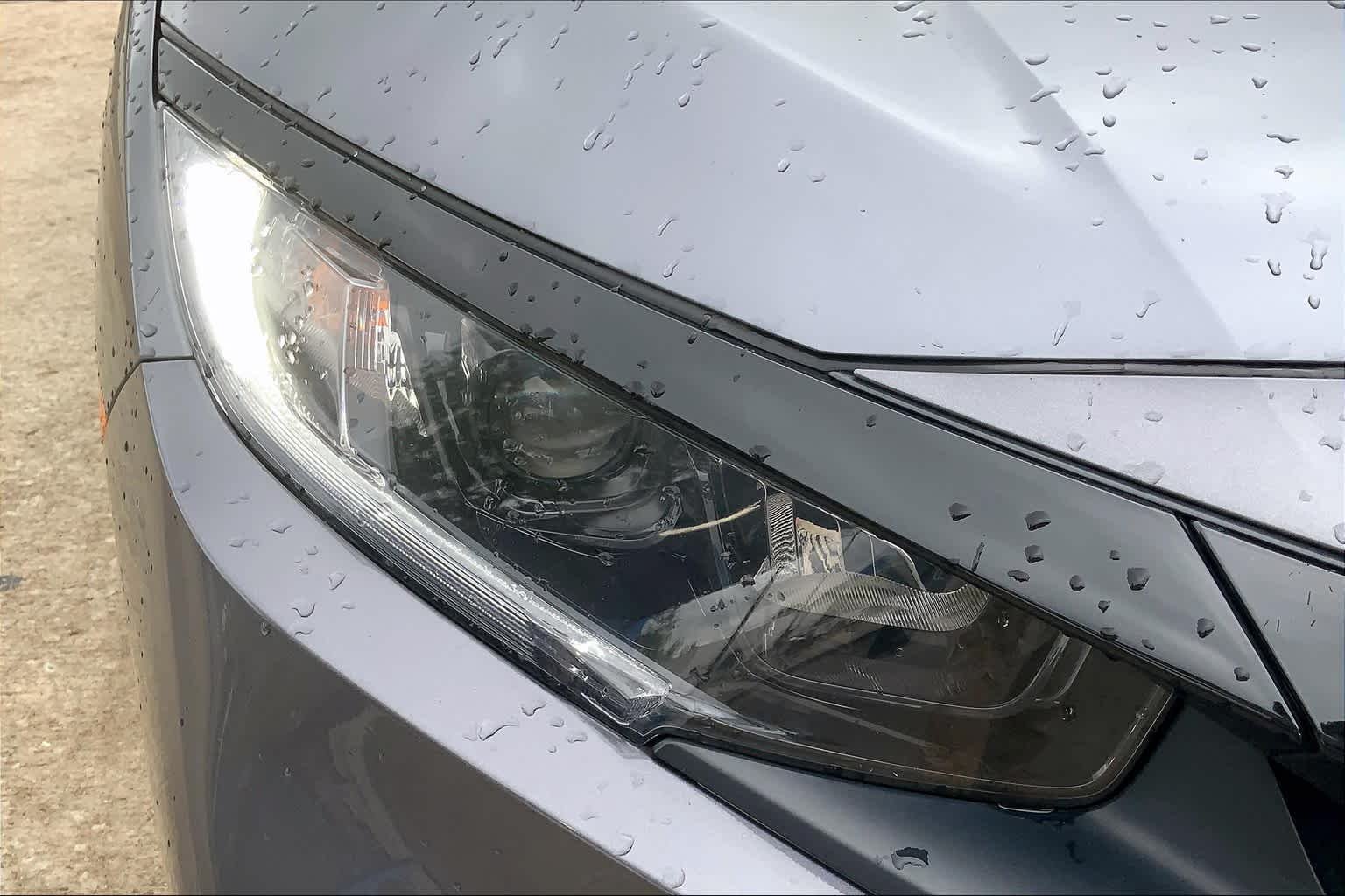 Used 2020 Modern Steel Metallic Honda LX image 28