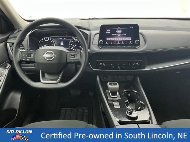 Certified Used 2025 Scarlet Ember Tintcoat Nissan S image 20