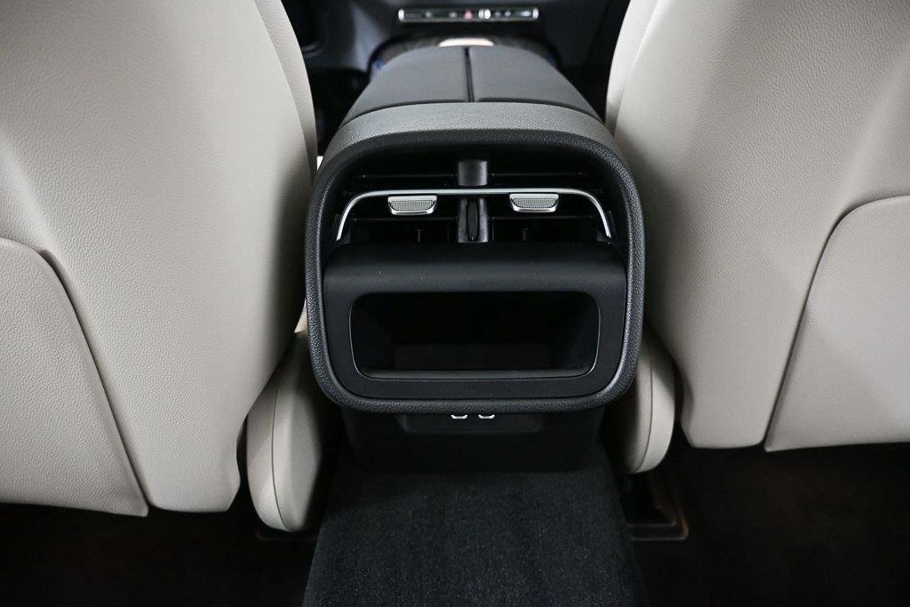 New 2026 Polar White Mercedes-Benz E 350 image 18