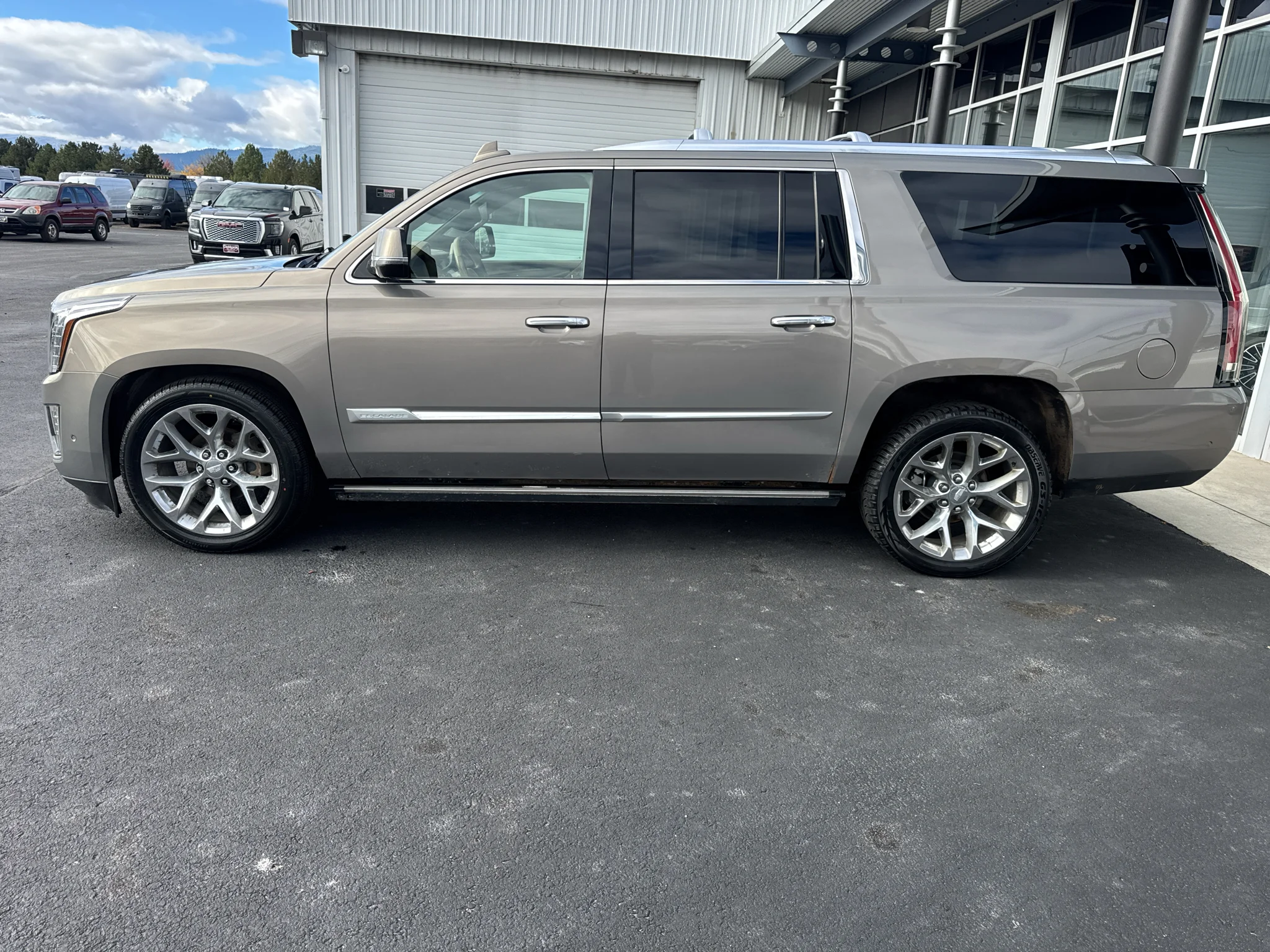 2018 Cadillac Escalade ESV Platinum