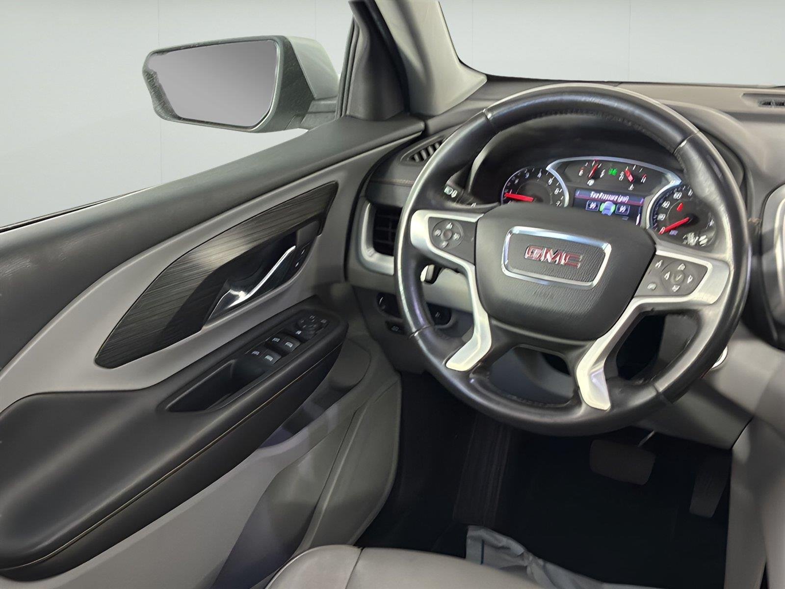 Used 2019 Quicksilver Metallic GMC SLT image 16