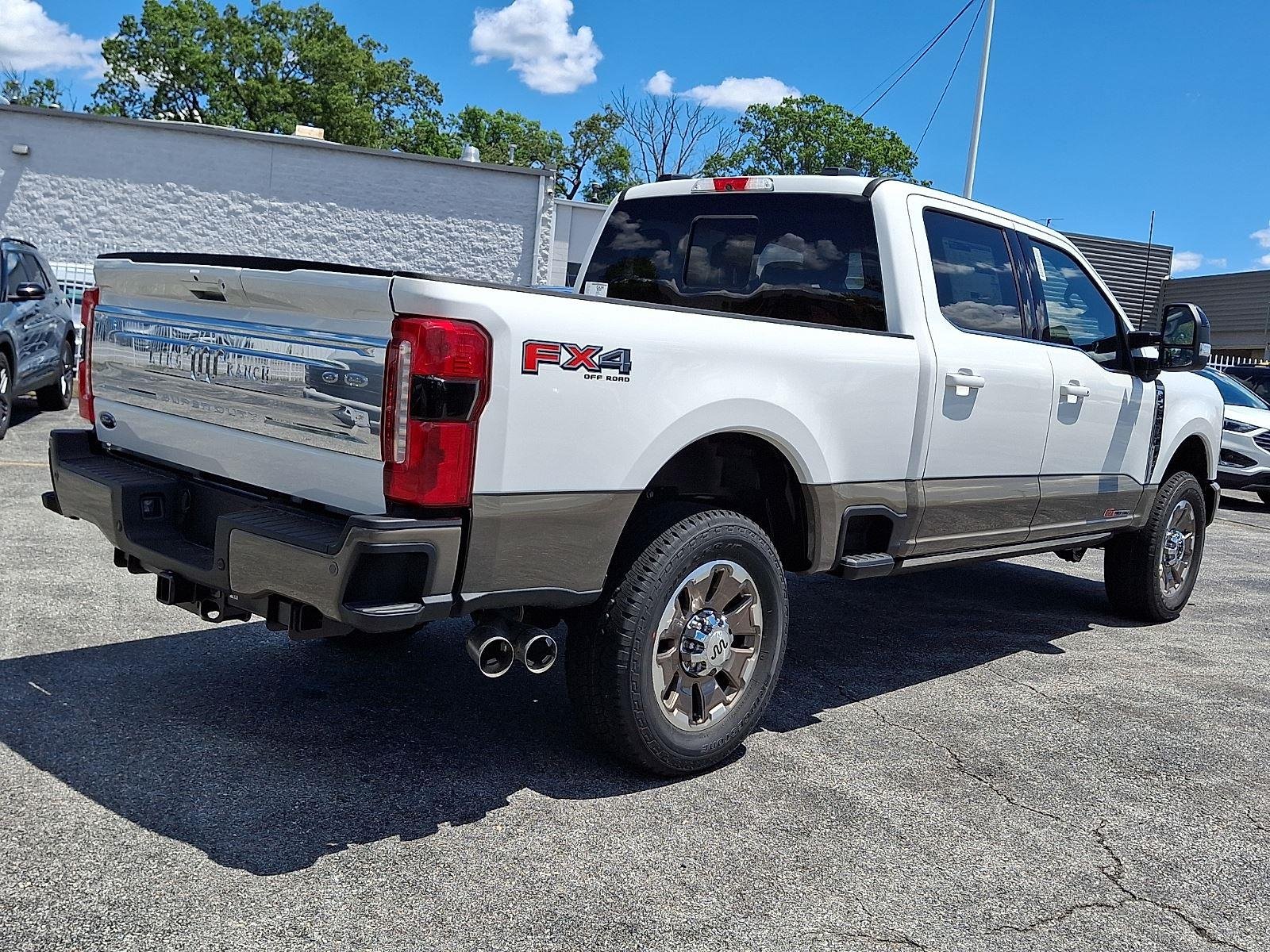 New 2026 Star White Metallic Tri-Coat Ford F-250® King Ranch® image 4