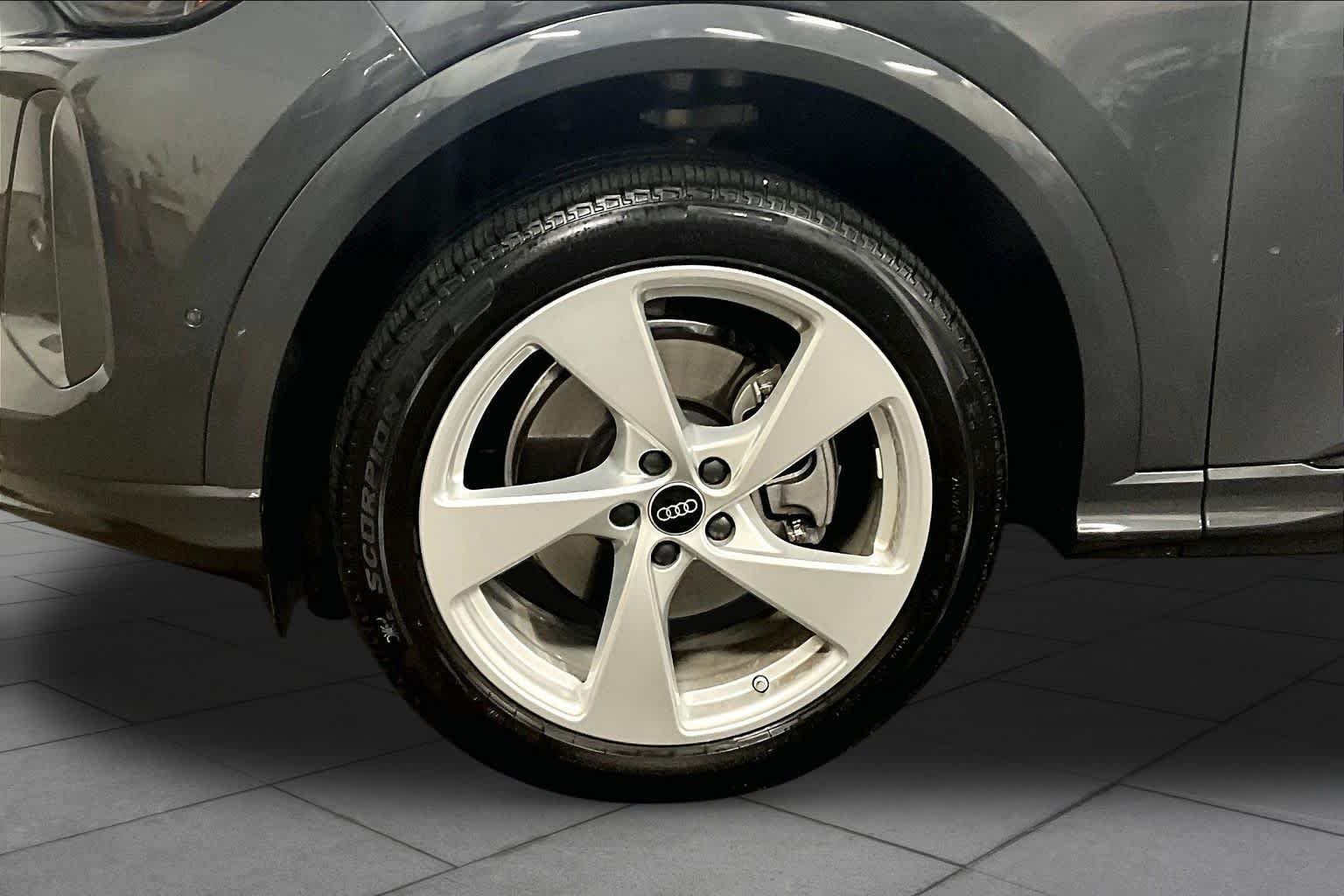 Used 2025 Tambora Gray Metallic Audi Premium Plus image 11