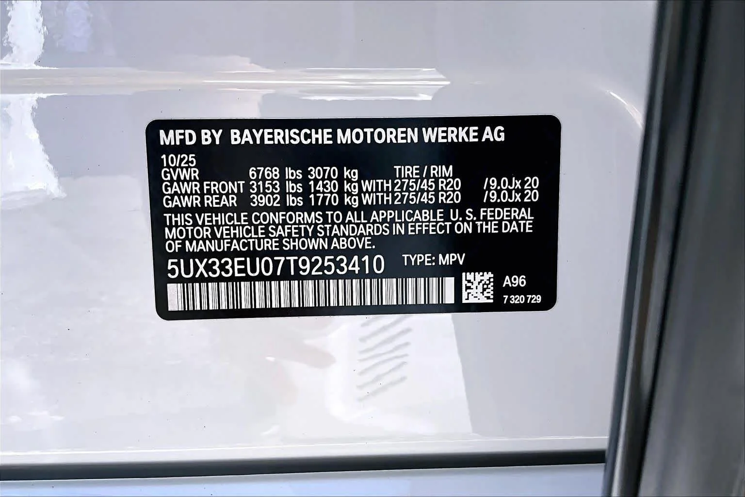 New 2026 Mineral White Metallic BMW M60i image 12