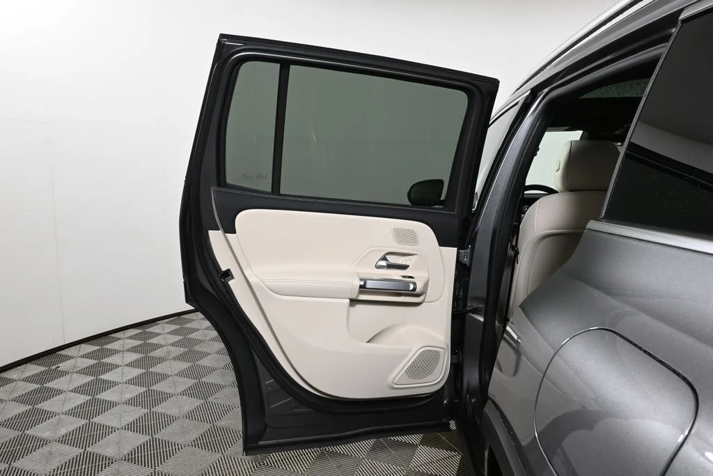 Used 2026 Gray Mercedes-Benz GLB 250 image 31