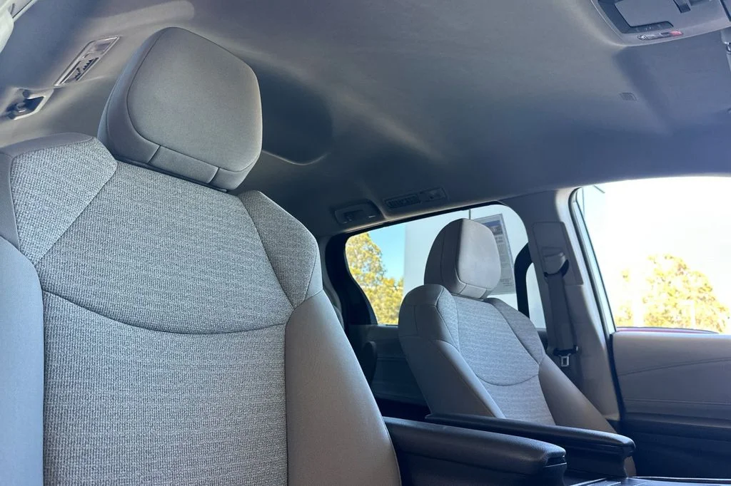 Used 2023 Silver Toyota LE image 18