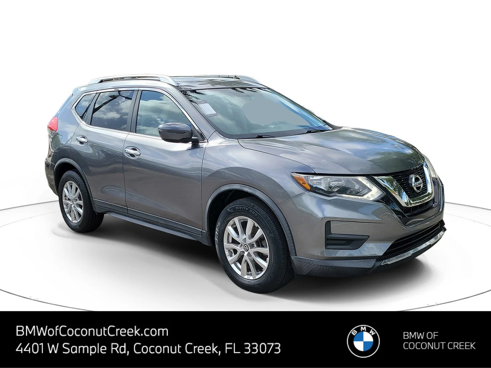 2017 Nissan Rogue SV FWD's photo