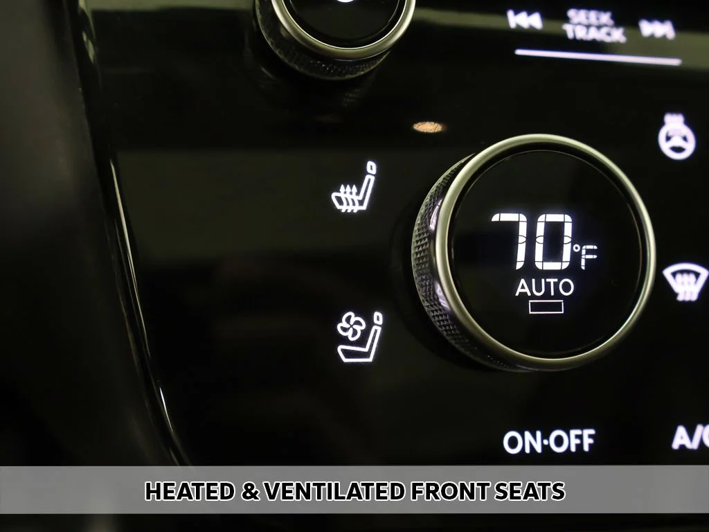 Used 2023 Titanium INFINITI LUXE image 8