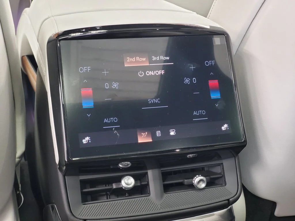 2027 Cadillac VISTIQ Sport - Photo 31
