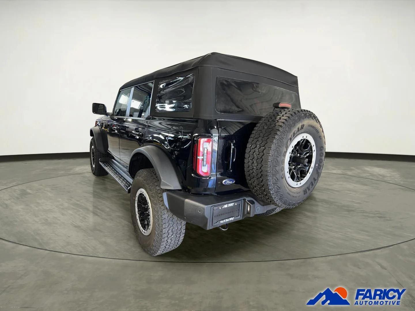 Used 2025 Shadow Black Ford Outer Banks image 2