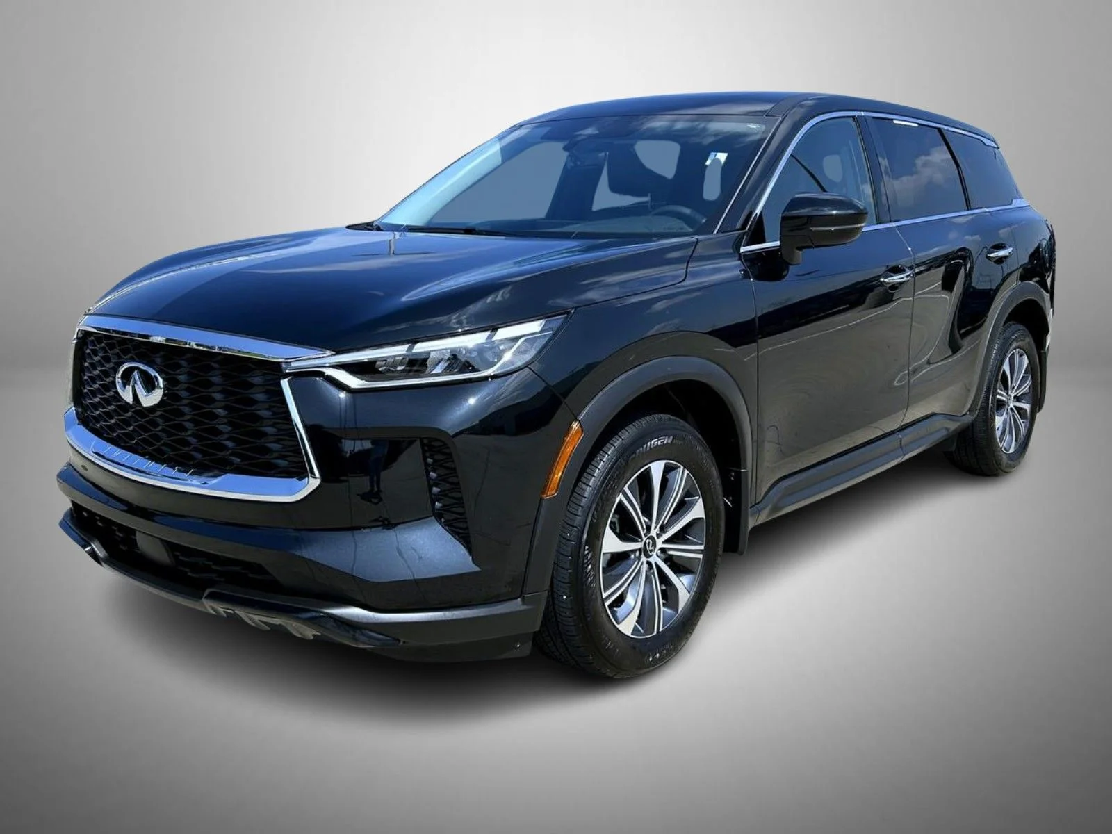 Used 2025 Black INFINITI PURE image 1