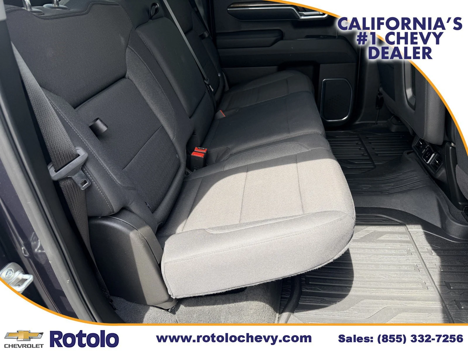 Used 2025 Titanium Rush Metallic GMC Elevation image 10
