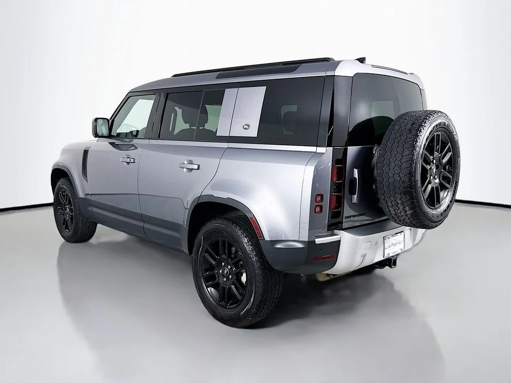 Certified Used 2024 Eiger Gray Metallic Land Rover S image 3