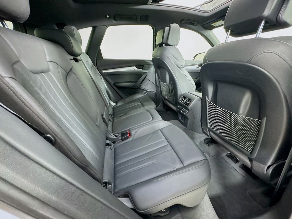 Used 2020 White Audi 45 Premium image 35