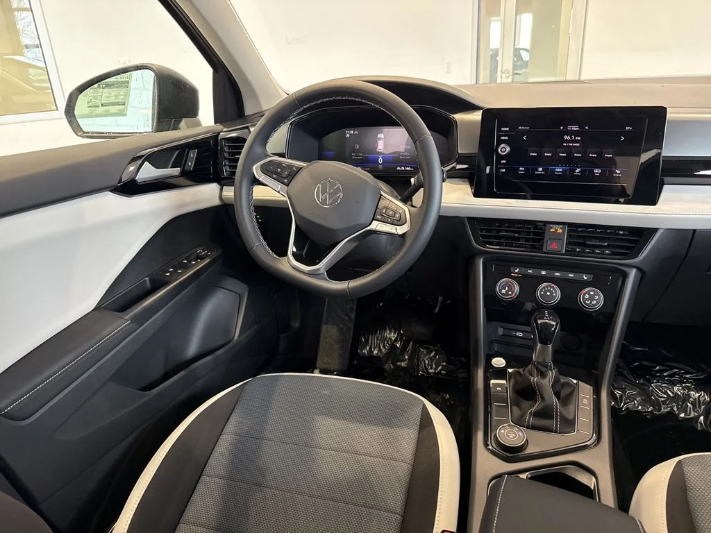 2026 Volkswagen Taos S - Photo 10