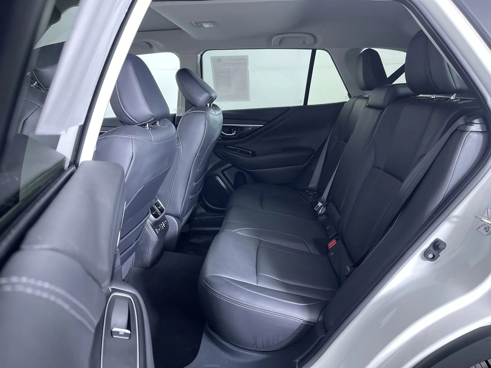 2025 Subaru Outback Touring - Photo 23