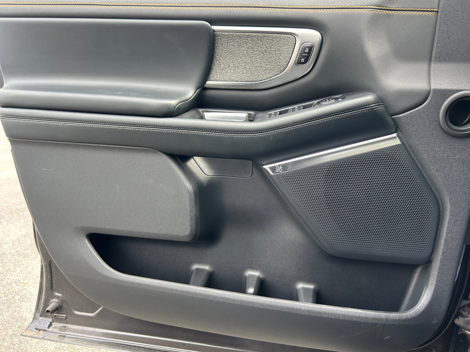 2025 Ford Expedition Tremor - Photo 25