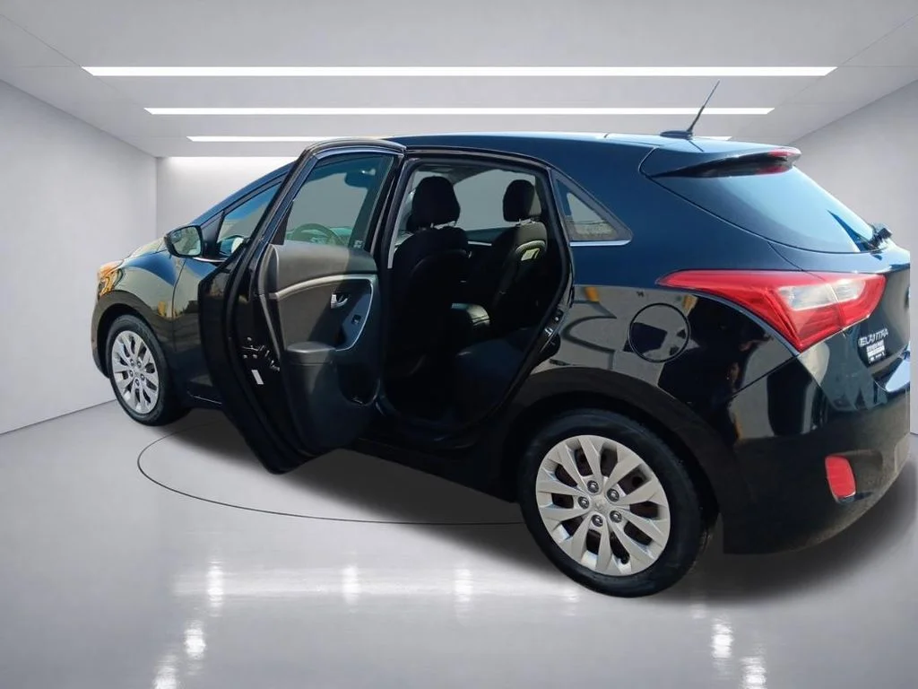 Used 2017 Black Noir Pearl Hyundai Base image 43